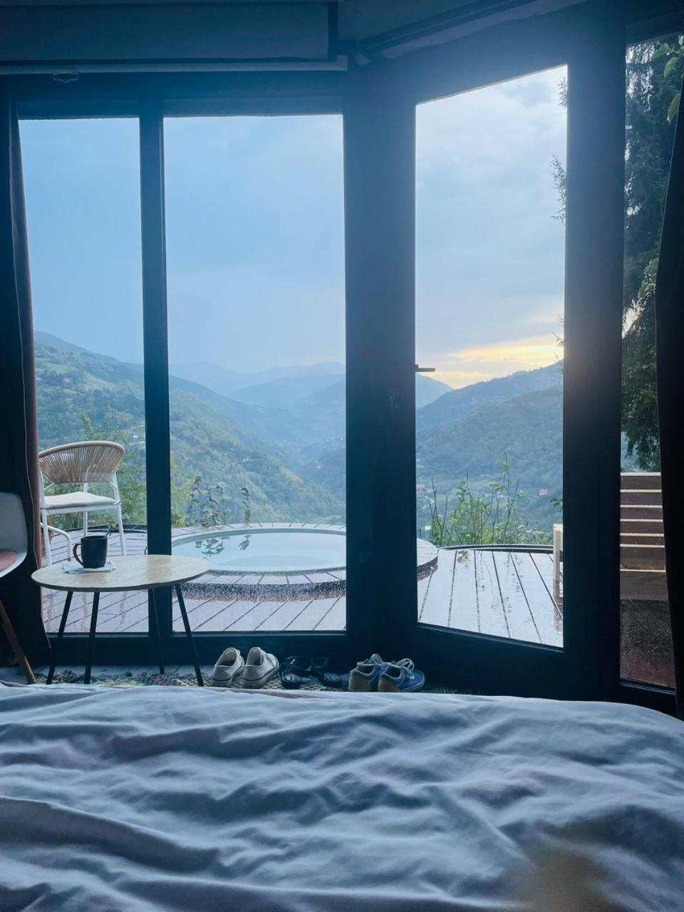 Ajara Glamping Kokotauri Luxury tent